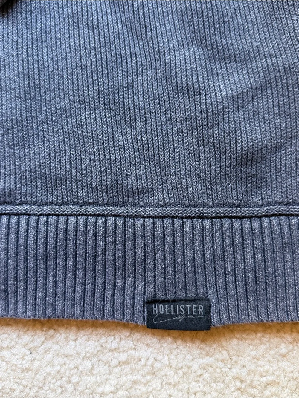 Hollister Men’s Large Gray Washed Crewneck Sweater Distressed Casual